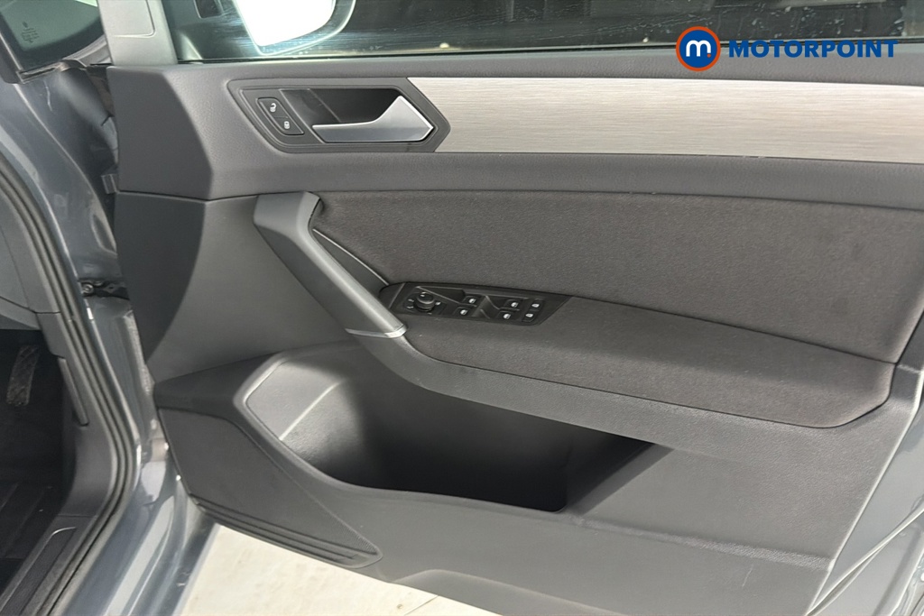 Volkswagen Touran Match Automatic Petrol People Carrier - Stock Number (1668532) - 18th supplementary image