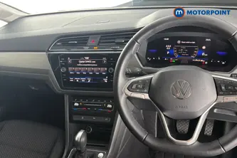 Volkswagen Touran Match Automatic Petrol People Carrier - Stock Number (1668532) - 1st supplementary image