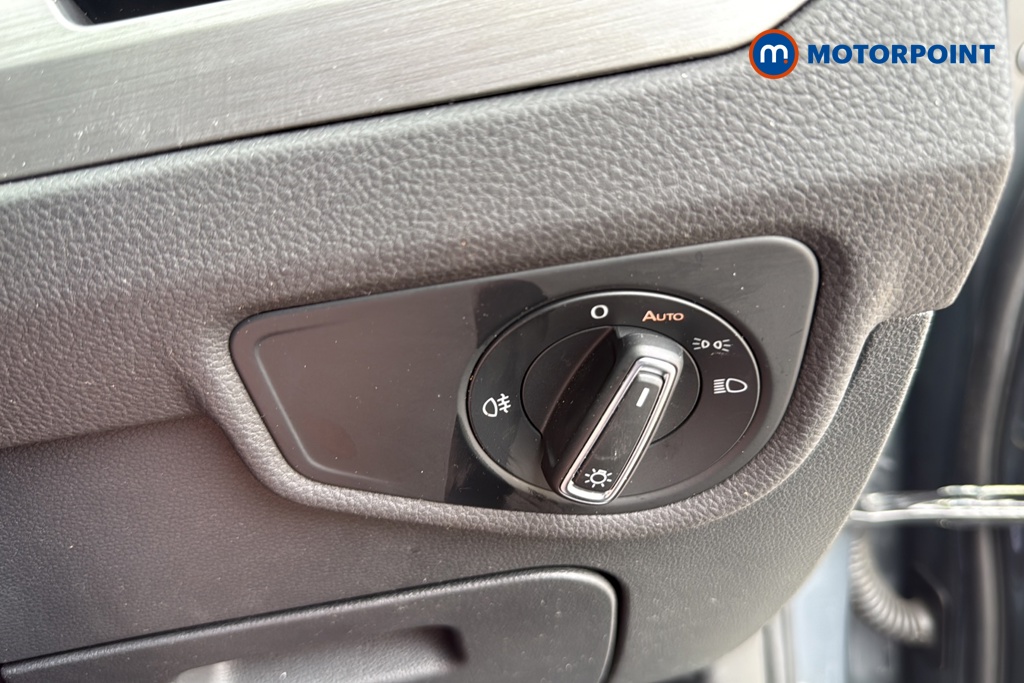 Volkswagen Touran Match Manual Petrol People Carrier - Stock Number (1668537) - 11th supplementary image