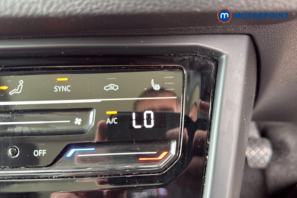 Volkswagen Touran Match Manual Petrol People Carrier - Stock Number (1668537) - 14th supplementary image