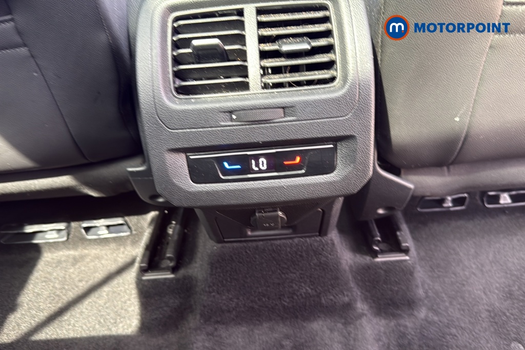 Volkswagen Touran Match Manual Petrol People Carrier - Stock Number (1668537) - 28th supplementary image