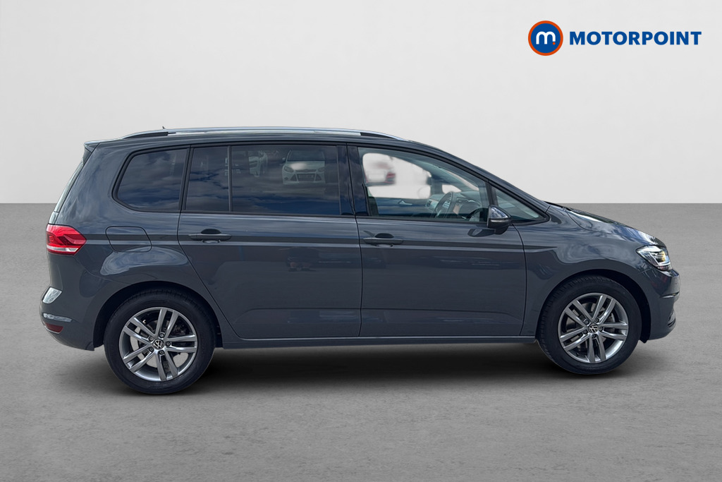 Volkswagen Touran Match Manual Petrol People Carrier - Stock Number (1668537) - Passenger side