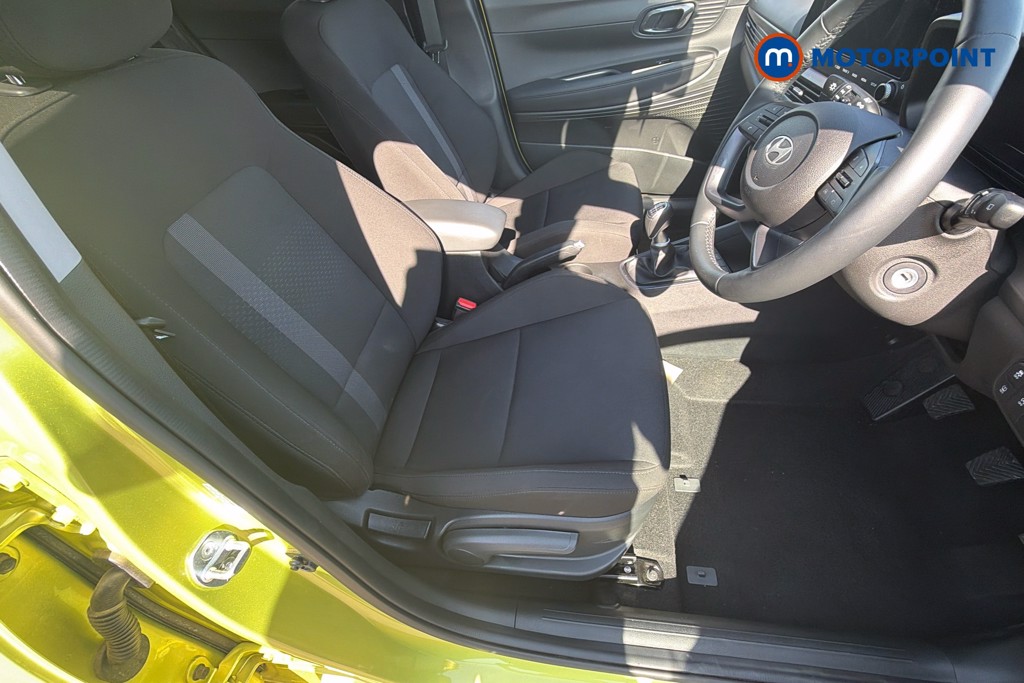 Hyundai I20 Premium Manual Petrol Hatchback - Stock Number (1633214) - 7th supplementary image