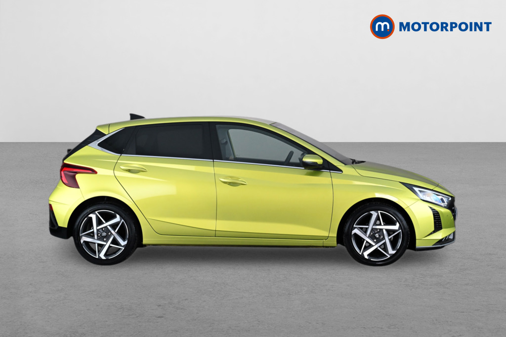 Hyundai I20 Premium Manual Petrol Hatchback - Stock Number (1633214) - Drivers side