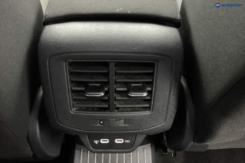 Volkswagen T-Roc SEL Automatic Petrol SUV - Stock Number (1635726) - 10th supplementary image