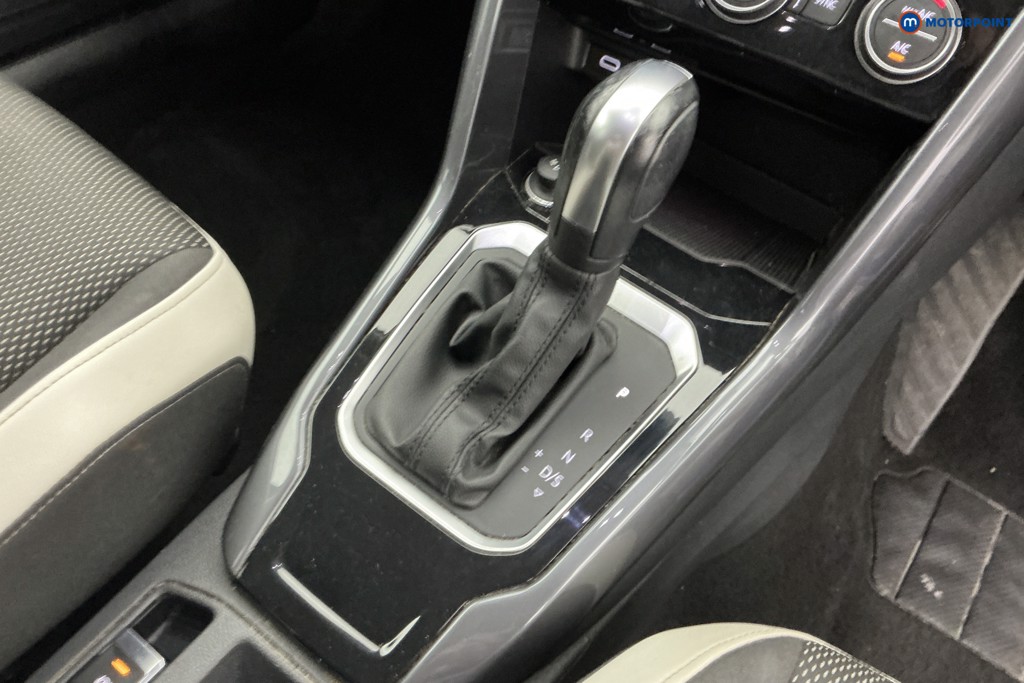 Volkswagen T-Roc SEL Automatic Petrol SUV - Stock Number (1635726) - 15th supplementary image