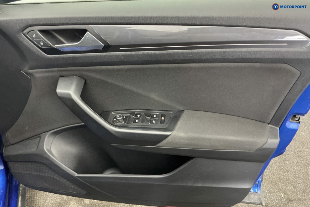 Volkswagen T-Roc SEL Automatic Petrol SUV - Stock Number (1635726) - 24th supplementary image