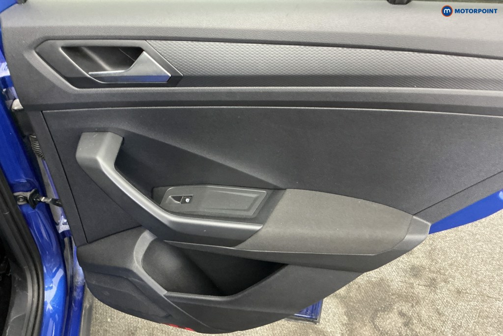 Volkswagen T-Roc SEL Automatic Petrol SUV - Stock Number (1635726) - 26th supplementary image