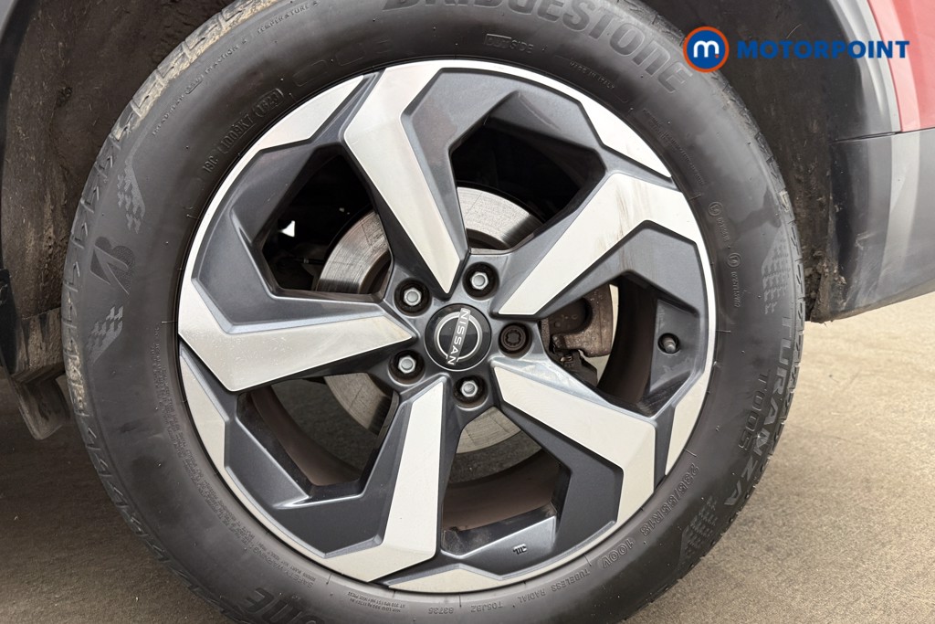 Nissan Qashqai N-Connecta Manual Petrol SUV - Stock Number (1651182) - 13th supplementary image