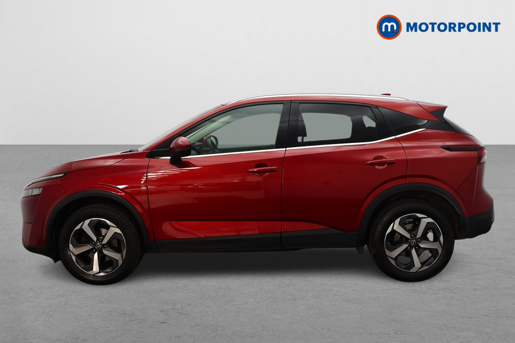 Nissan Qashqai N-Connecta Manual Petrol SUV - Stock Number (1651182) - Passenger side