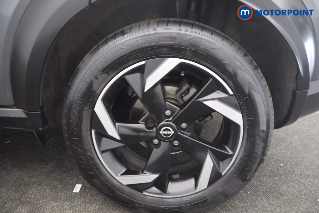 Nissan Juke N-Connecta Manual Petrol SUV - Stock Number (1652363) - 19th supplementary image