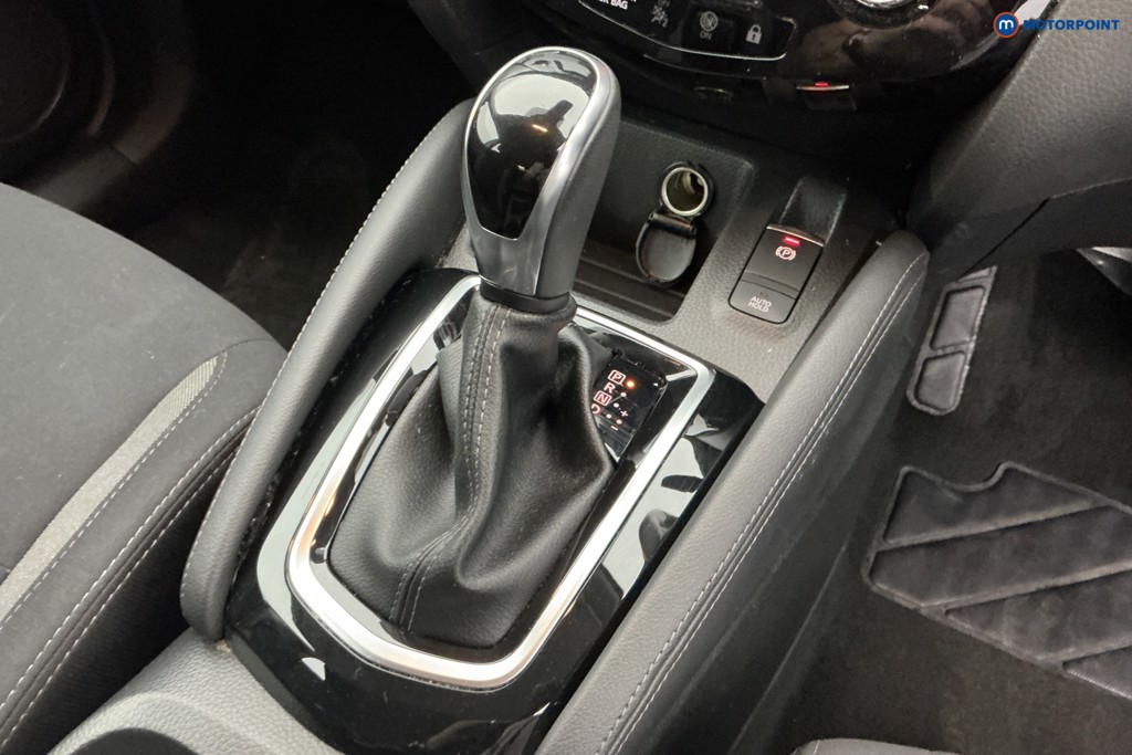 Nissan Qashqai Acenta Premium Automatic Petrol SUV - Stock Number (1653069) - 16th supplementary image