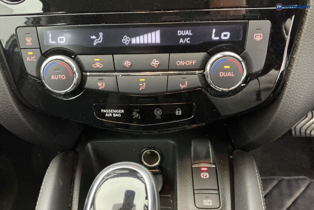 Nissan Qashqai Acenta Premium Automatic Petrol SUV - Stock Number (1653069) - 18th supplementary image
