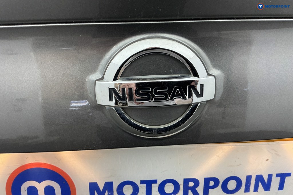 Nissan Qashqai Acenta Premium Automatic Petrol SUV - Stock Number (1653069) - 33rd supplementary image