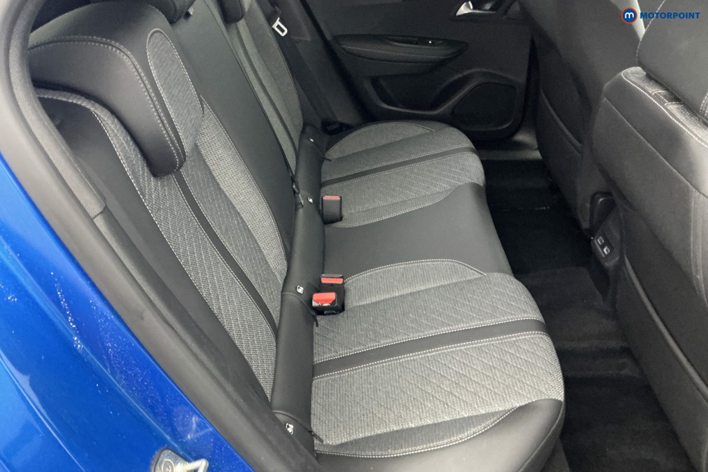 Peugeot 2008 Allure Automatic Petrol SUV - Stock Number (1653665) - 4th supplementary image