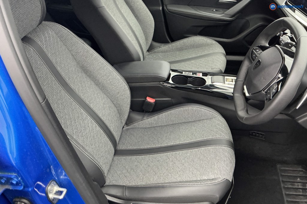 Peugeot 2008 Allure Automatic Petrol SUV - Stock Number (1653665) - 5th supplementary image