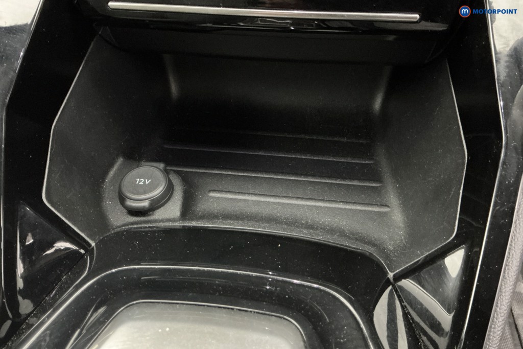 Peugeot 2008 Allure Automatic Petrol SUV - Stock Number (1653665) - 16th supplementary image