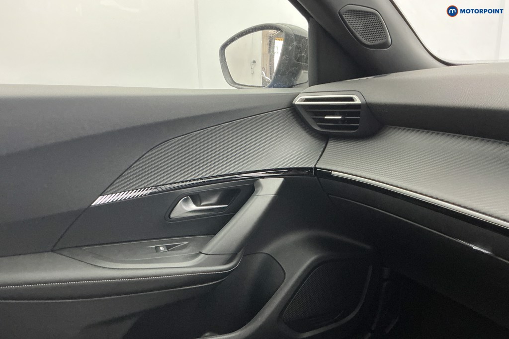 Peugeot 2008 Allure Automatic Petrol SUV - Stock Number (1653665) - 19th supplementary image