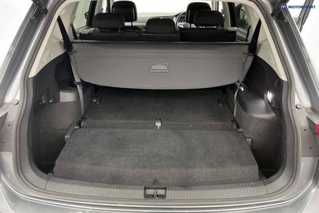 Volkswagen Tiguan Allspace Life Automatic Petrol SUV - Stock Number (1653840) - 3rd supplementary image