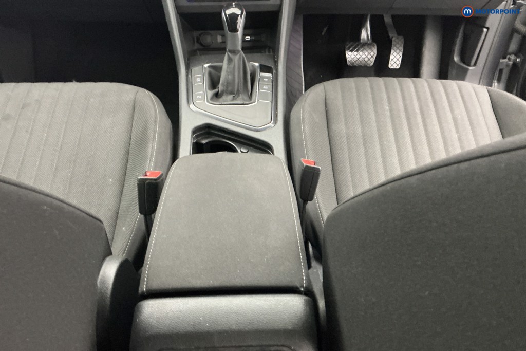 Volkswagen Tiguan Allspace Life Automatic Petrol SUV - Stock Number (1653840) - 11th supplementary image