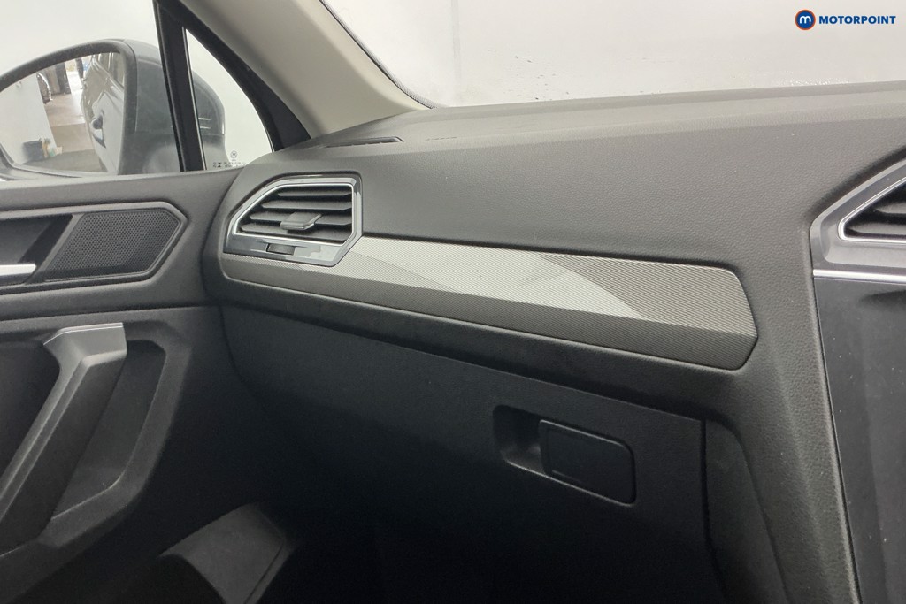 Volkswagen Tiguan Allspace Life Automatic Petrol SUV - Stock Number (1653840) - 18th supplementary image