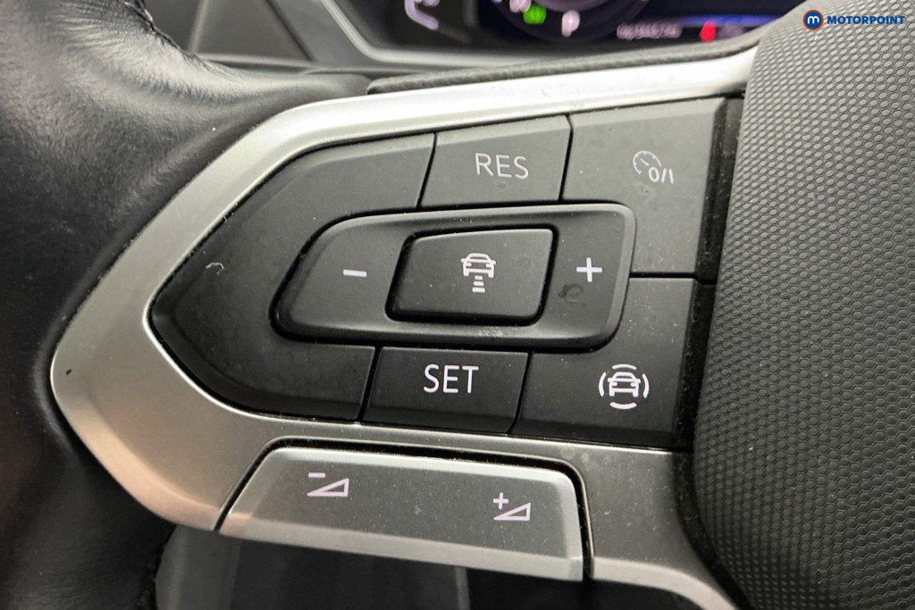 Volkswagen Tiguan Allspace Life Automatic Petrol SUV - Stock Number (1653840) - 20th supplementary image