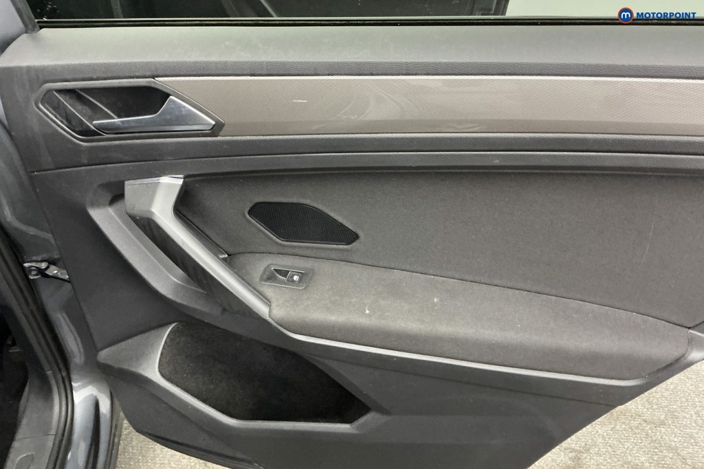 Volkswagen Tiguan Allspace Life Automatic Petrol SUV - Stock Number (1653840) - 26th supplementary image