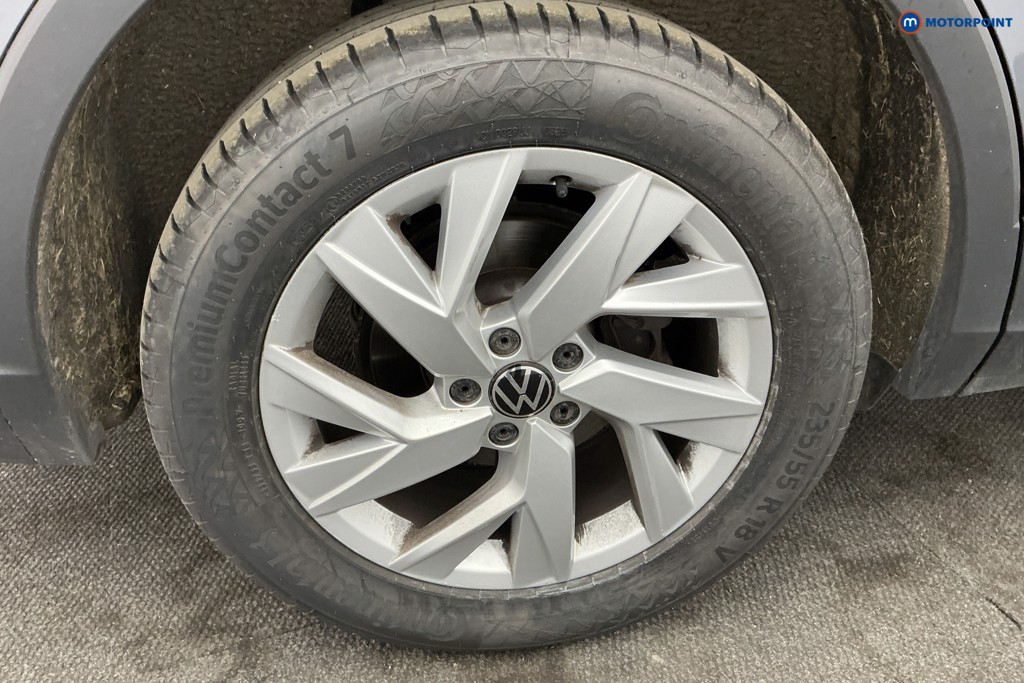 Volkswagen Tiguan Allspace Life Automatic Petrol SUV - Stock Number (1653840) - 33rd supplementary image