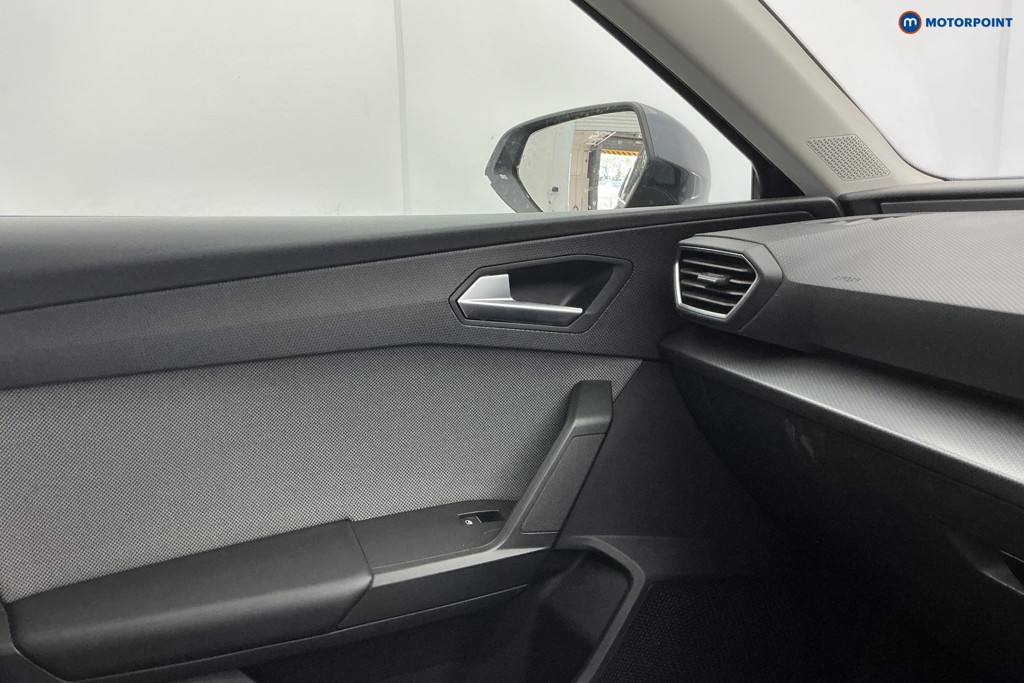 Seat Leon Se Dynamic Manual Petrol Hatchback - Stock Number (1653978) - 19th supplementary image