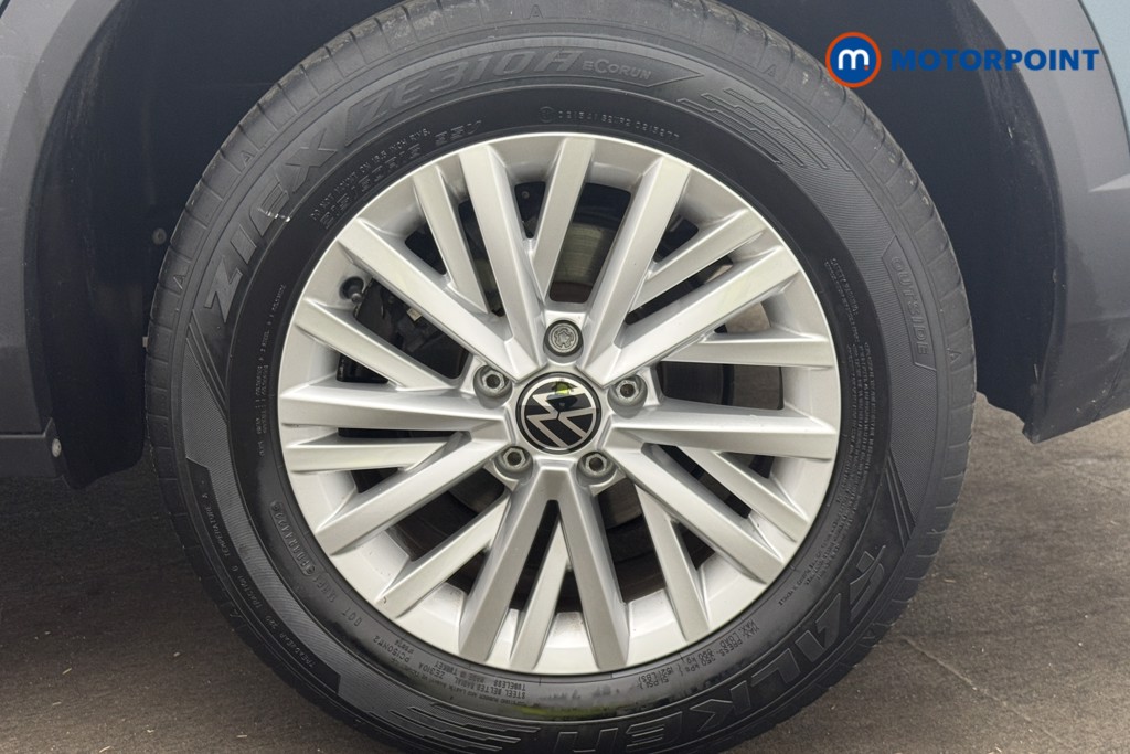Volkswagen T-Roc Life Manual Petrol SUV - Stock Number (1654077) - 2nd supplementary image