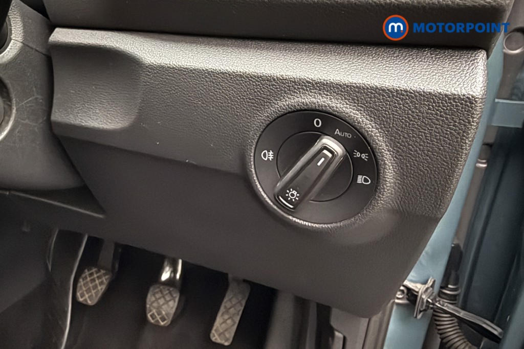Volkswagen T-Roc Life Manual Petrol SUV - Stock Number (1654077) - 15th supplementary image