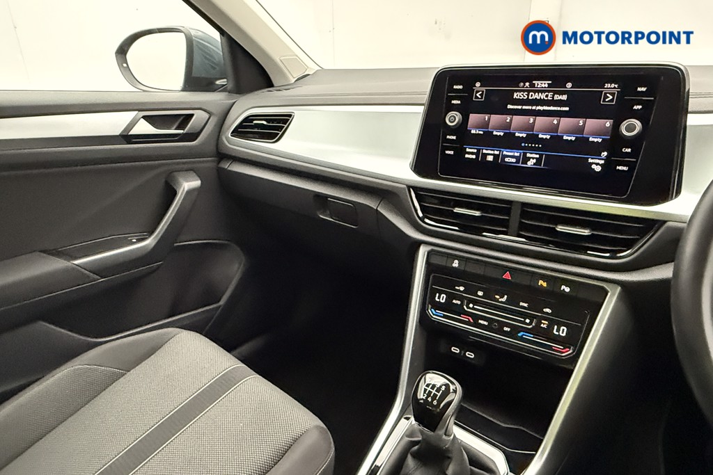 Volkswagen T-Roc Life Manual Petrol SUV - Stock Number (1654077) - 29th supplementary image