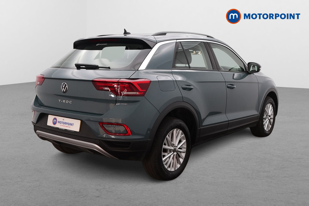 Volkswagen T-Roc Life Manual Petrol SUV - Stock Number (1654077) - Drivers side rear corner