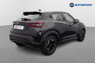 Nissan Juke N-Connecta Manual Petrol SUV - Stock Number (1654198) - Drivers side rear corner