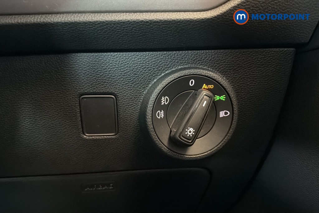 Seat Ateca Xperience Automatic Petrol SUV - Stock Number (1654400) - 11th supplementary image