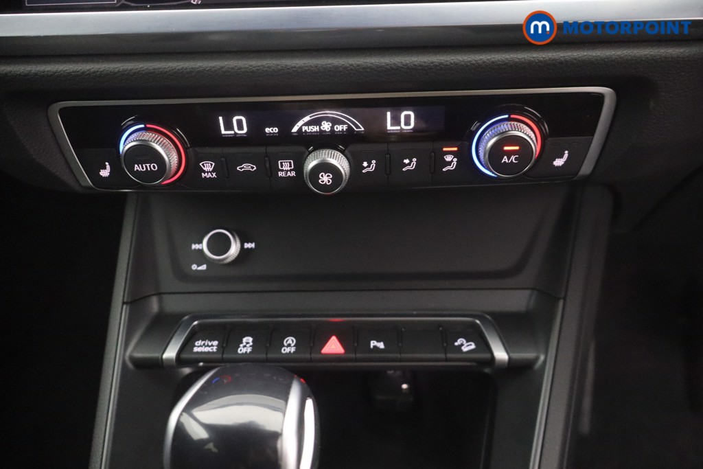 Audi Q3 Black Edition Automatic Petrol SUV - Stock Number (1656684) - 3rd supplementary image