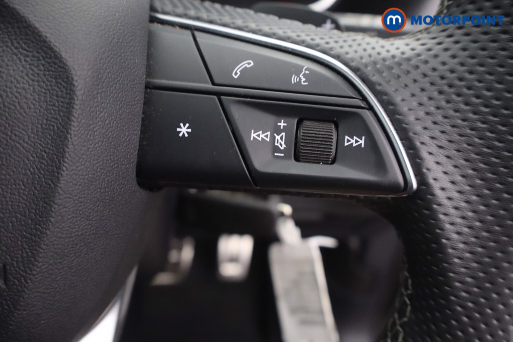 Audi Q3 Black Edition Automatic Petrol SUV - Stock Number (1656684) - 8th supplementary image
