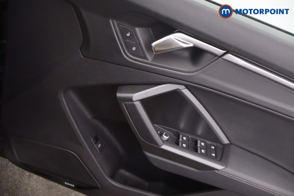 Audi Q3 Black Edition Automatic Petrol SUV - Stock Number (1656684) - 10th supplementary image