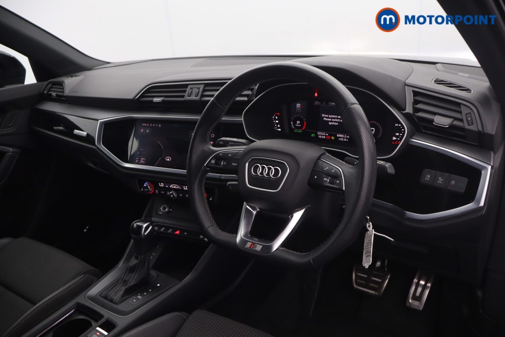 Audi Q3 Black Edition Automatic Petrol SUV - Stock Number (1656684) - 1st supplementary image