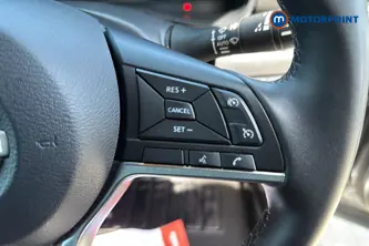 Nissan Juke N-Connecta Manual Petrol SUV - Stock Number (1657115) - 3rd supplementary image