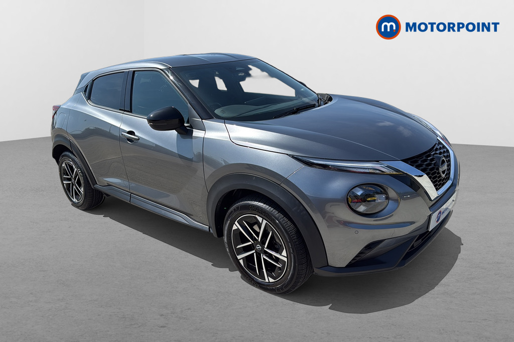 Nissan Juke N-Connecta Manual Petrol SUV - Stock Number (1657115) - Drivers side front corner
