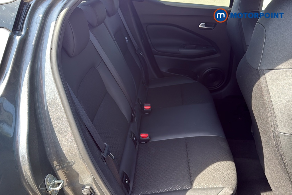 Nissan Juke N-Connecta Manual Petrol SUV - Stock Number (1657115) - 25th supplementary image