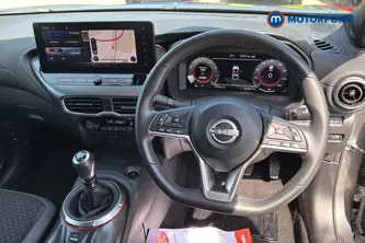 Nissan Juke N-Connecta Manual Petrol SUV - Stock Number (1657115) - 1st supplementary image