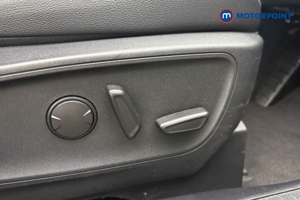 Ford Kuga Titanium Edition Manual Diesel SUV - Stock Number (1657520) - 19th supplementary image