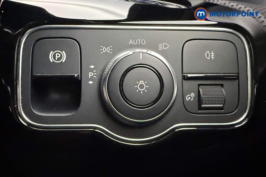 Mercedes-Benz A Class Amg Line Automatic Petrol Hatchback - Stock Number (1657525) - 18th supplementary image