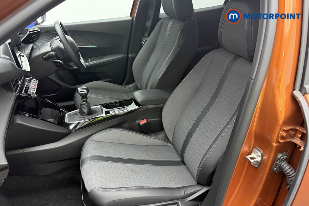 Peugeot 2008 Allure Premium-Plus Manual Petrol SUV - Stock Number (1657957) - 6th supplementary image