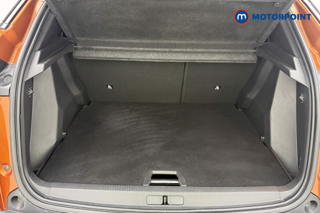 Peugeot 2008 Allure Premium-Plus Manual Petrol SUV - Stock Number (1657957) - 10th supplementary image