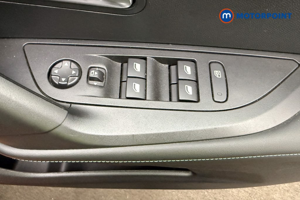 Peugeot 2008 Allure Premium-Plus Manual Petrol SUV - Stock Number (1657957) - 14th supplementary image