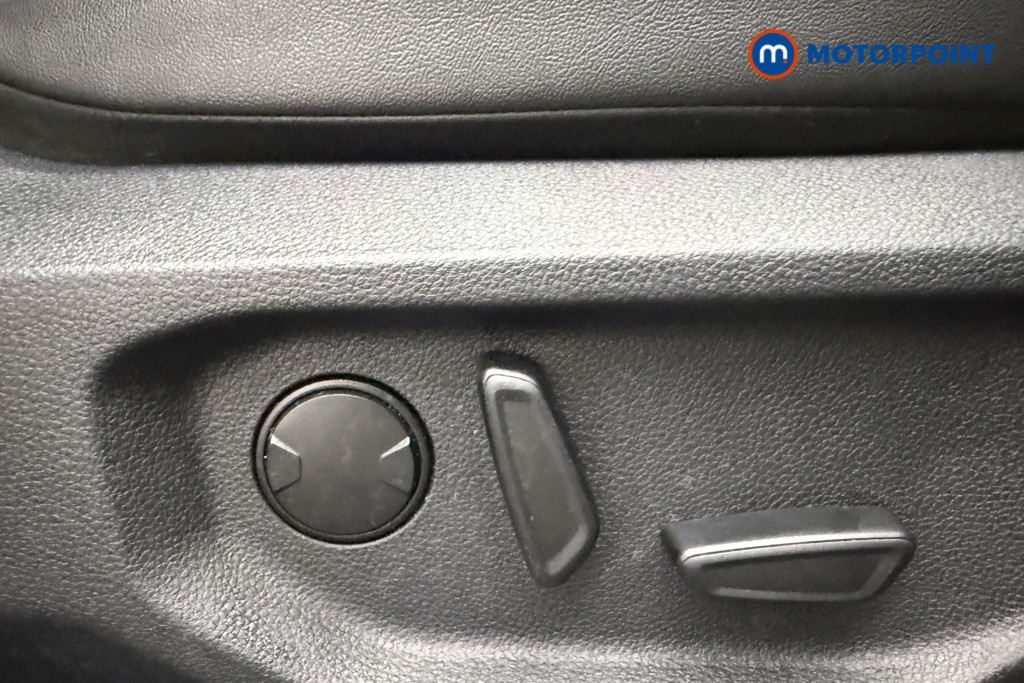 Ford Ranger Wildtrak Automatic Diesel Double Cab Pick-Up - Stock Number (1658407) - 19th supplementary image