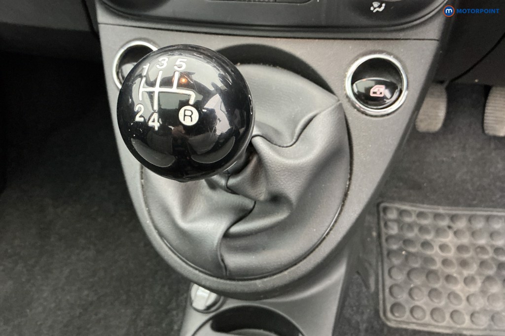 Fiat 500 Lounge Manual Petrol Hatchback - Stock Number (1659183) - 16th supplementary image